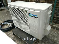 Bedroom Air Conditioning Kit Daikin 2.5Kw 9000btu HEAT PUMP Inverter FTXS25K